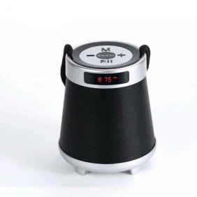 Multi-function Style Bluetooth Speaker Control Stereo Portable Speaker&Power Bank&FM Radio MP3 Player XN-C11